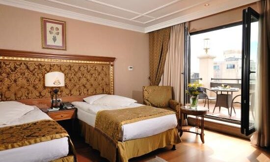 CENTRAL PALACE3 CENTRAL PALACE3