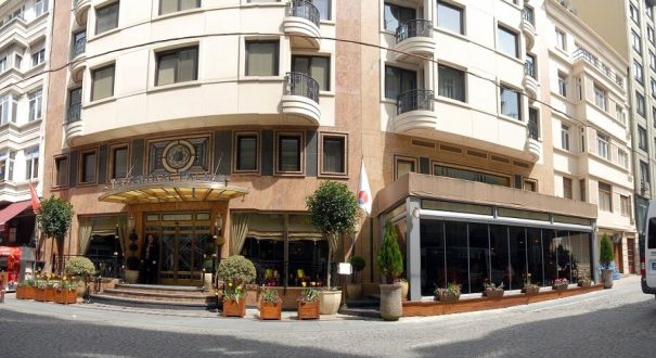 CENTRAL PALACE4 CENTRAL PALACE4