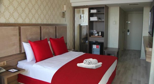 EURO PLAZA1 EURO-PLAZA1