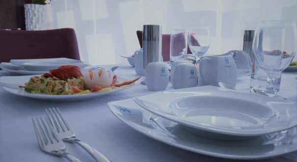 INTERNATIONAL KISH (19)