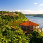 گشت و گذار در شهر فوز دو ایگواسو