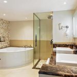 Crowne Plaza Muscat1