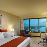 Crowne Plaza Muscat10