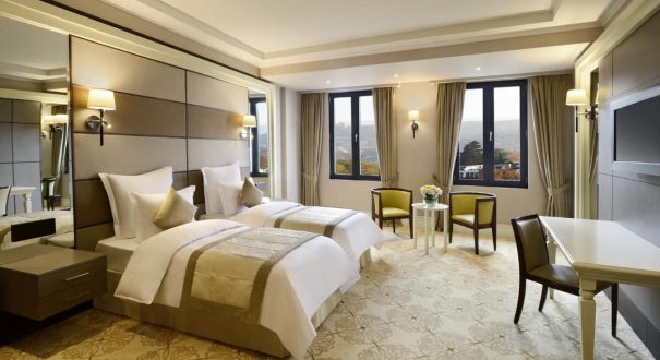 Ambassadori Tbilisi Hotel10 Ambassadori Tbilisi Hotel01