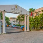 Bendis Beach Hotel 3