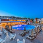 Bendis Beach Hotel 9