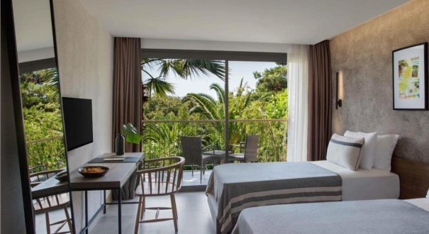 Club Marvy8 Club Marvy8