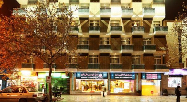 Isfahan AliQapu Hotel هتل پارسیان عالی قاپو اصفهان