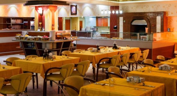 Isfahan AliQapu Hotel1 هتل پارسیان عالی قاپو اصفهان1