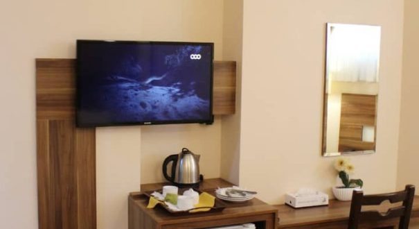 enghelab hotel 1 هتل انقلاب مشهد1