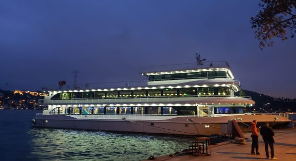 ship 1 کشتی کروز1