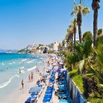 تفریح در سواحل ازمیر