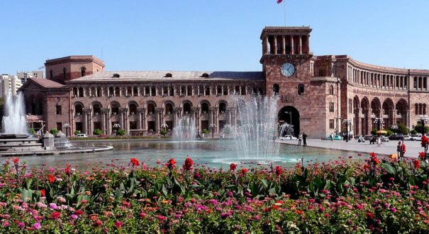 The Republic Square of Yerevan میدان جمهوری ایروان