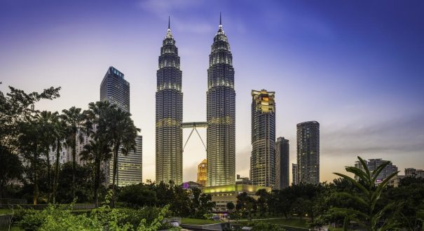 Kuala Lumpur attractions کوالالامپور و جاذبه های دیدنی آن