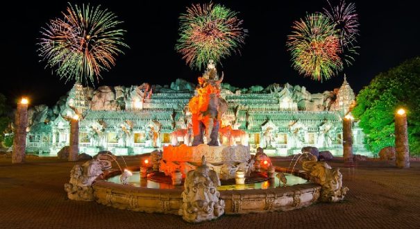 Phuket FantaSea2 پارک موضوعی فانتاسی