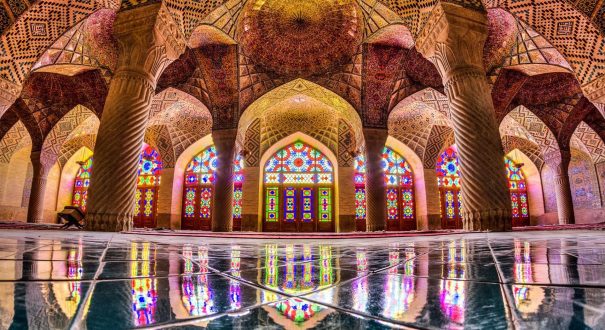 shiraz attractions1 مقبره شاه چراغ