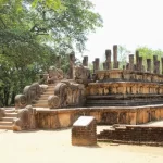 پولونارووا از جاذبه های دیدنی سریلانکا