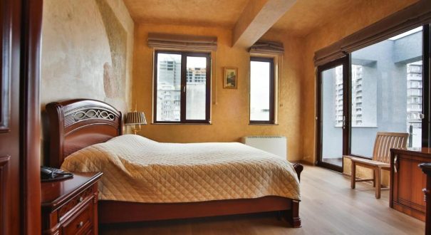 Deluxe Double Room with Balcony اتاق دبل لوکس دارای بالکن