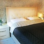 اتاق دبل دارای بالکن هتل واین تفلیس